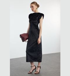 Снимка на Trendyol Black Velvet Bodycone/Fits Body Padded Maxi Stretch Knit Dress