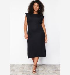 Снимка на Trendyol Curve Black Midi Knitted Dress