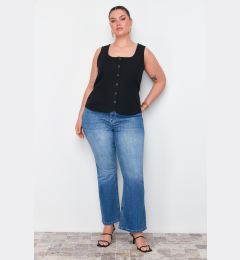 Снимка на Trendyol Curve Black Square Neck Vest