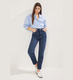 Снимка на Trendyol Dark Blue Regular Waist Mom Jeans