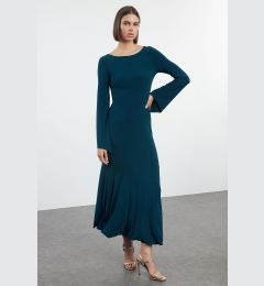 Снимка на Trendyol Emerald Green Straight Boat Neck Fitted Skirt Flounce Maxi Flexible Knitted Dress