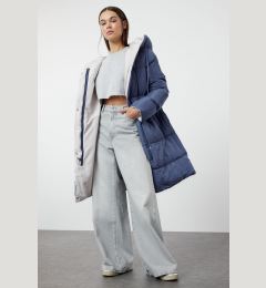 Снимка на Trendyol Grey-Blue Reversible Hooded Water Repellent Long Puffer Jacket