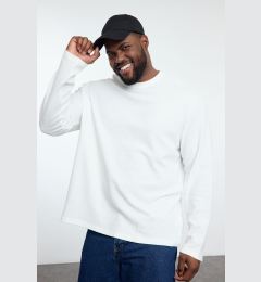 Снимка на Trendyol Plus Size Ecru 100% Cotton Regular Cut Textured Thick Comfortable T-Shirt