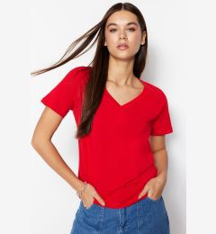 Снимка на Trendyol Red 100% Cotton Basic V-Neck Knitted T-Shirt