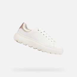 Снимка на White women's sneakers Geox Spherica Ec4.1 - Women's