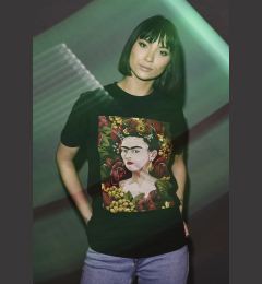 Снимка на Women's T-shirt Frida Kahlo Portrait black