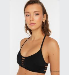 Снимка на Бикини горнище Trendyol Lace detailed
