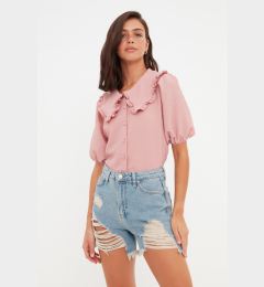 Снимка на Дамски къси панталони Trendyol Ripped