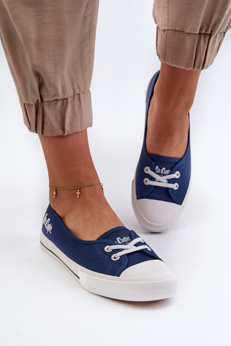 Снимка на Дамски маратонки Lee Cooper