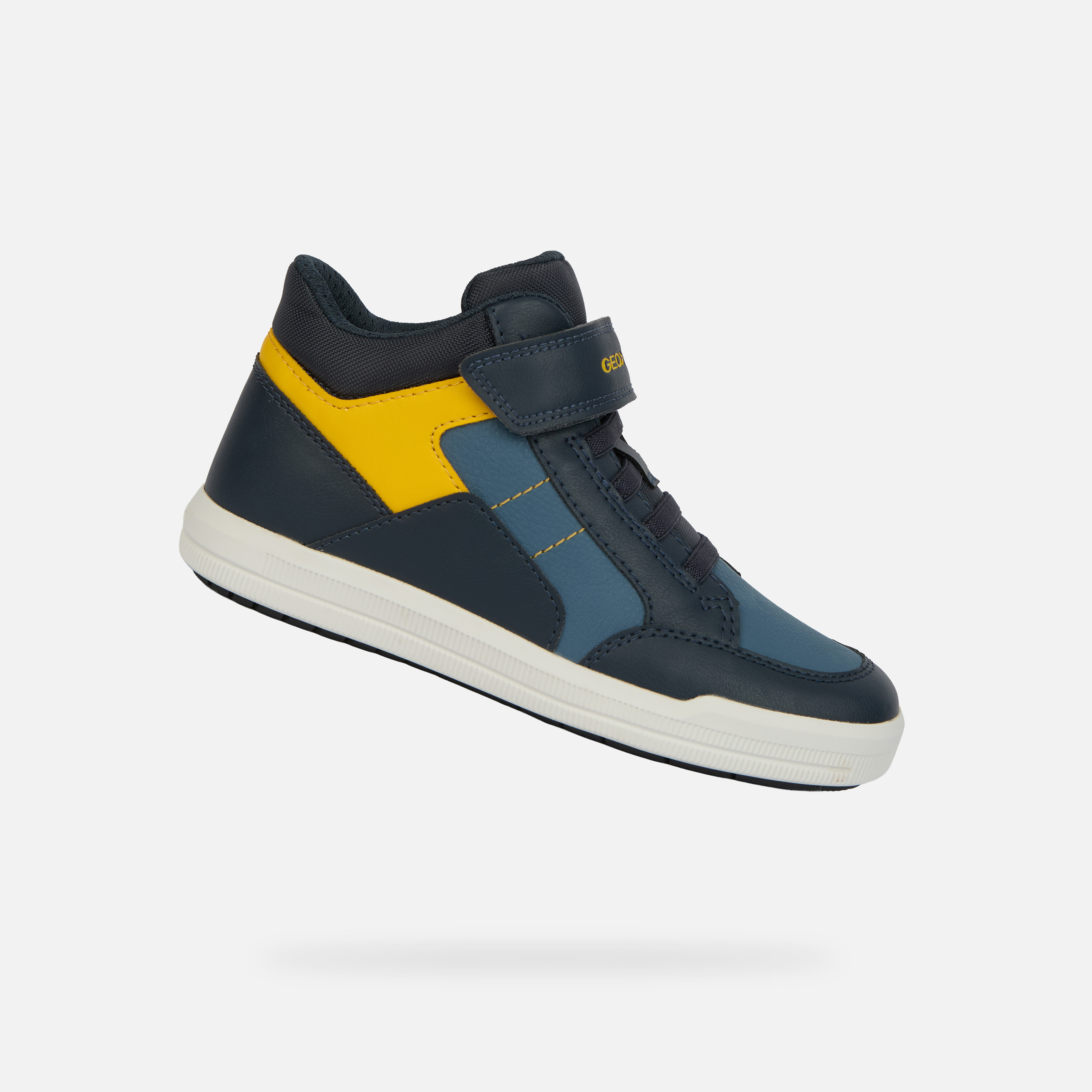 Снимка на Момчешки маратонки Geox Arzach