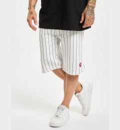 Снимка на Мъжки къси панталони. Rocawear Striped