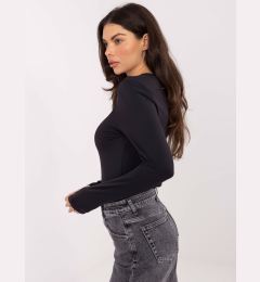 Снимка на Черна блуза с дълъг ръкав