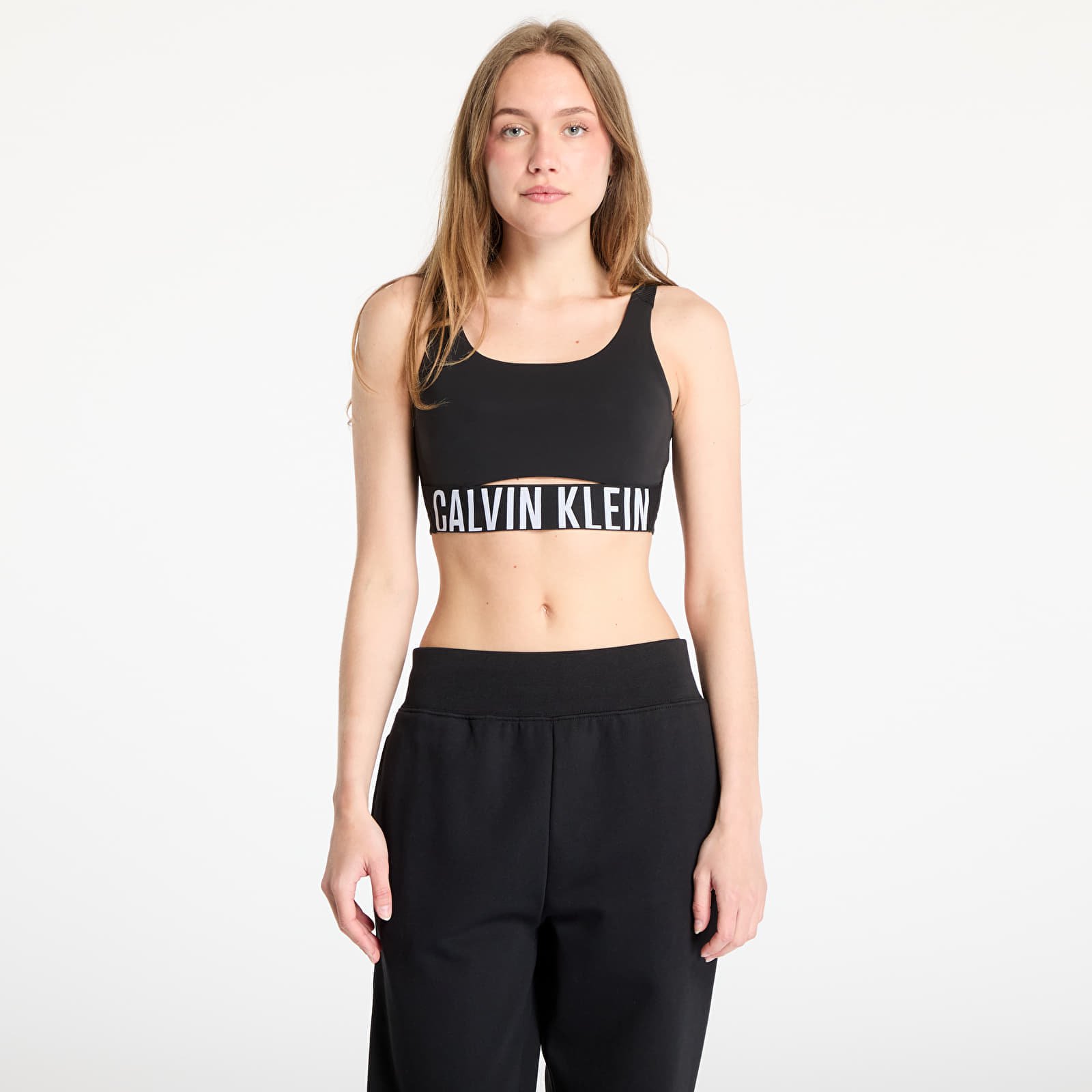 Снимка на Calvin Klein Sport Intense Power Medium Mesh Bra Black XS