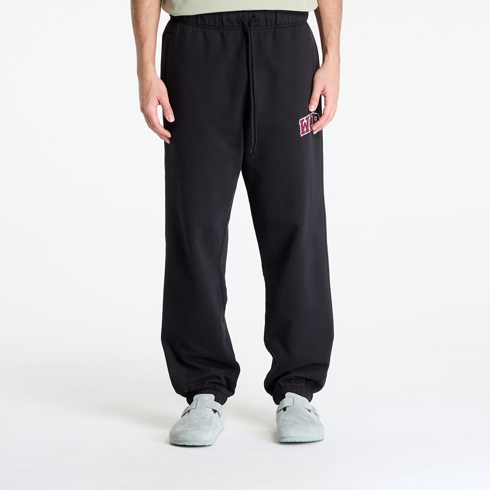 Снимка на Carhartt WIP Sweat Pant Black Stone Washed M