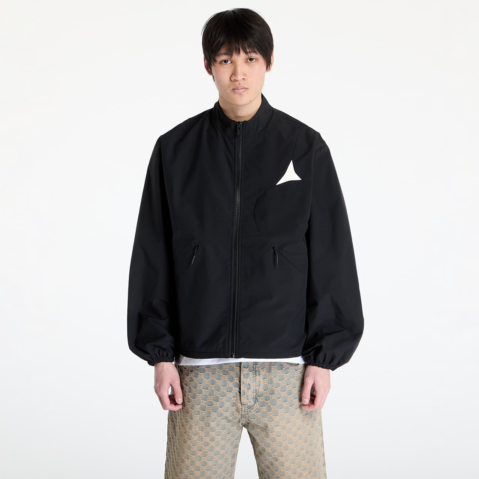 Снимка на Ветровка HELIOT EMIL Surtsey Windbreaker Black 50