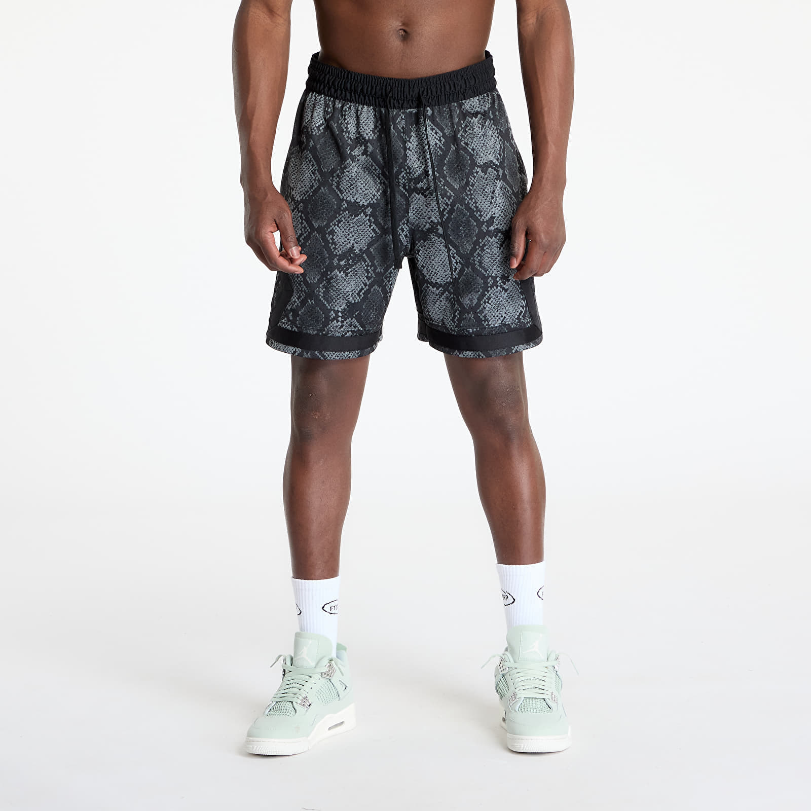 Снимка на Къси панталони Jordan Sport Men's Dri-FIT Mesh Diamond Shorts Black/ Black XL