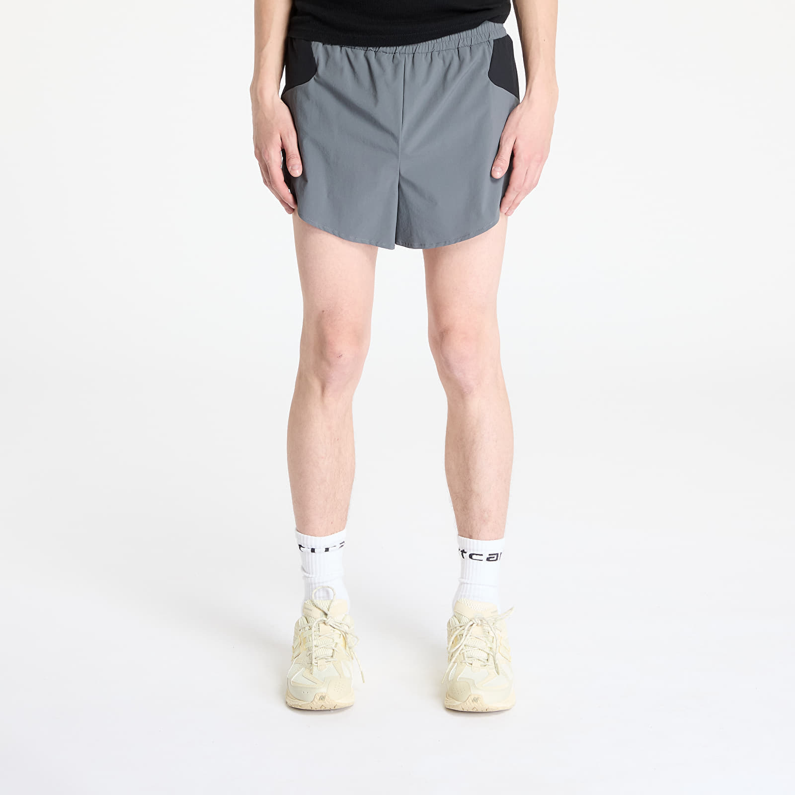 Снимка на Къси панталони Reebok Run Shorts Grey 3/ Washed Black XL