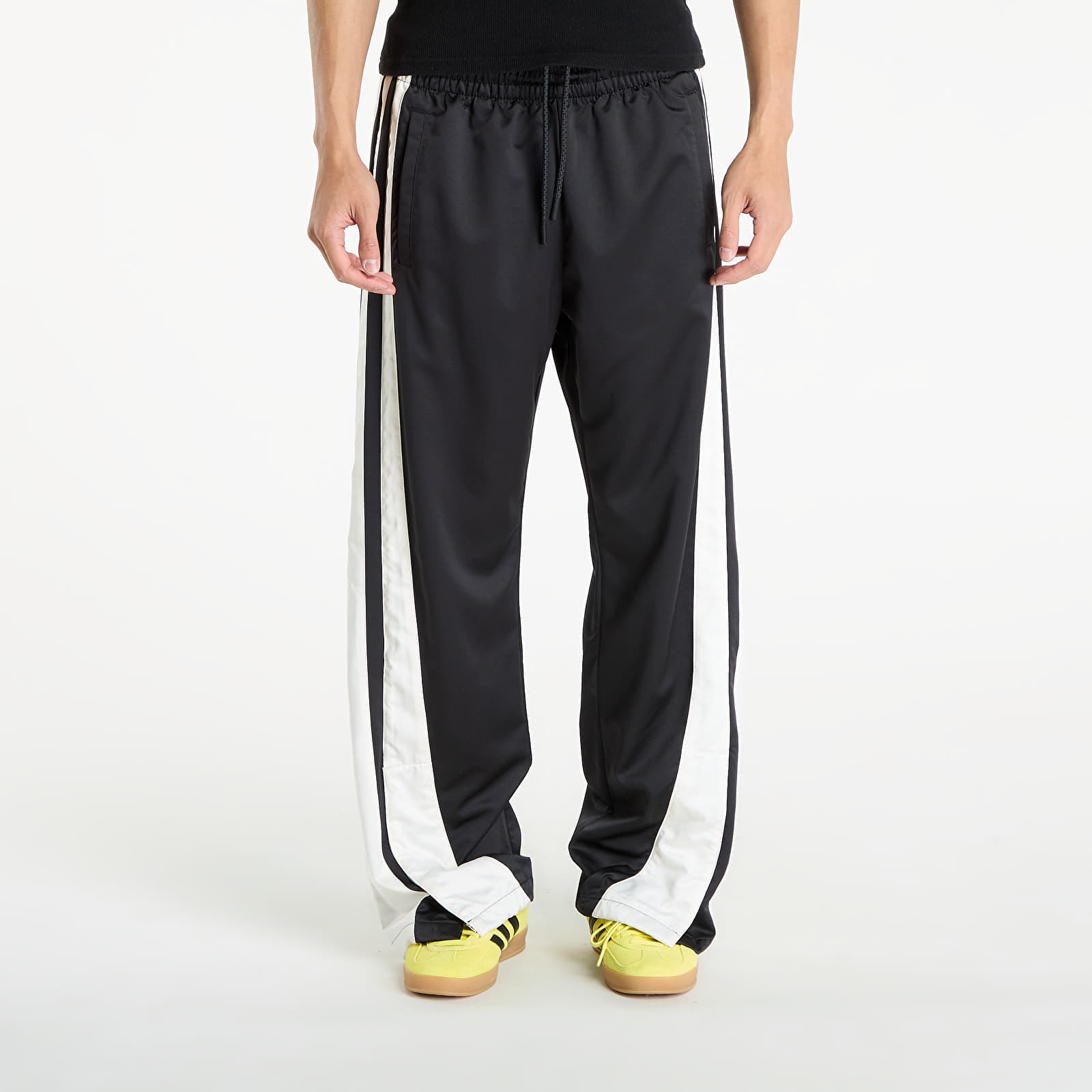 Снимка на Панталони adidas Luxe Trousers UNISEX Black XL