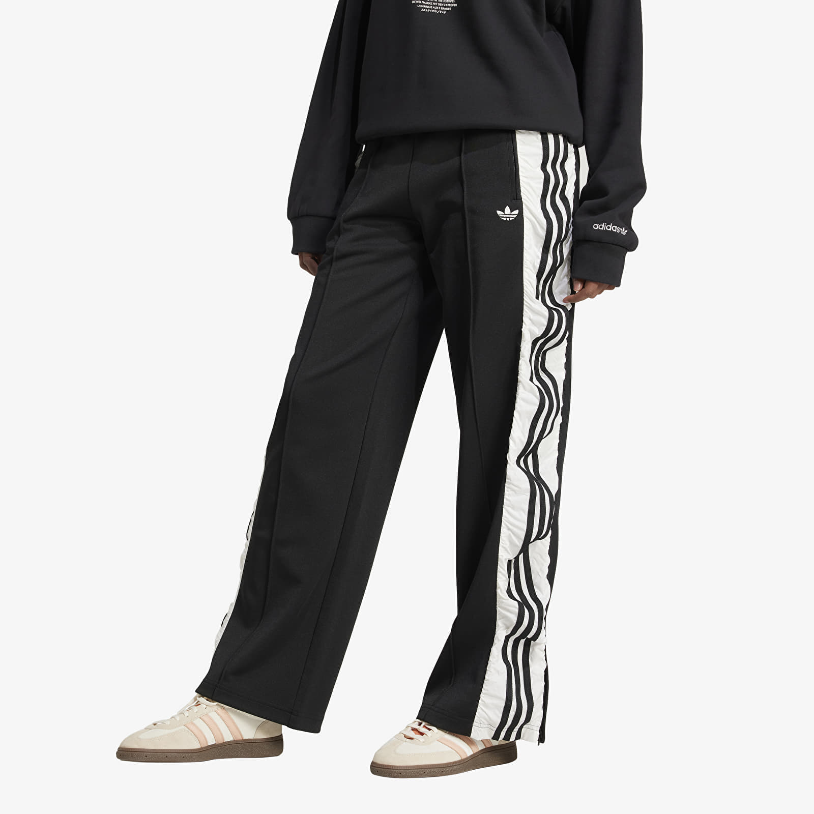 Снимка на Панталони adidas R3Cd Track Pant Black/ Black XL