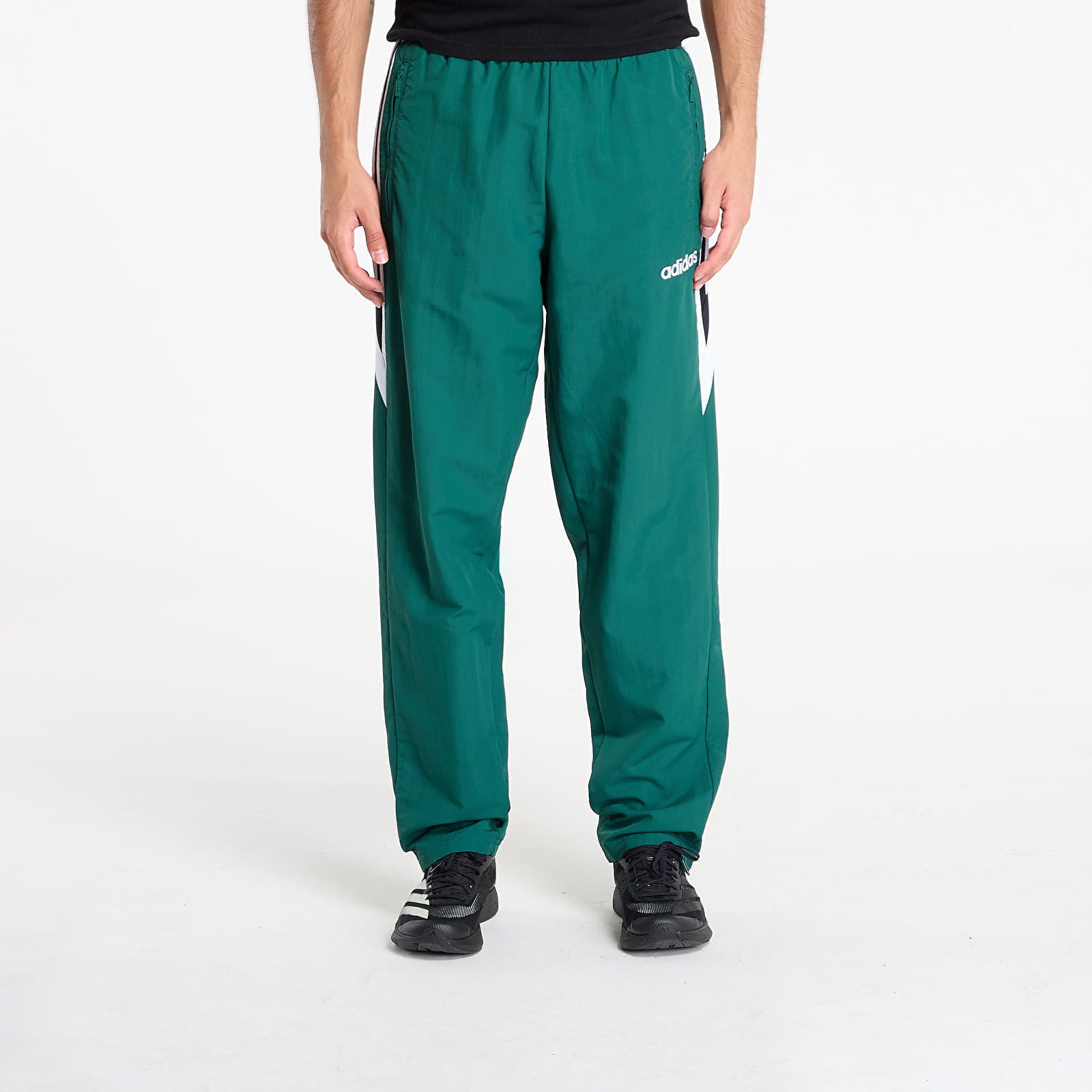 Снимка на Панталони adidas Track Tracksuit Bottoms Collegiate Green XL