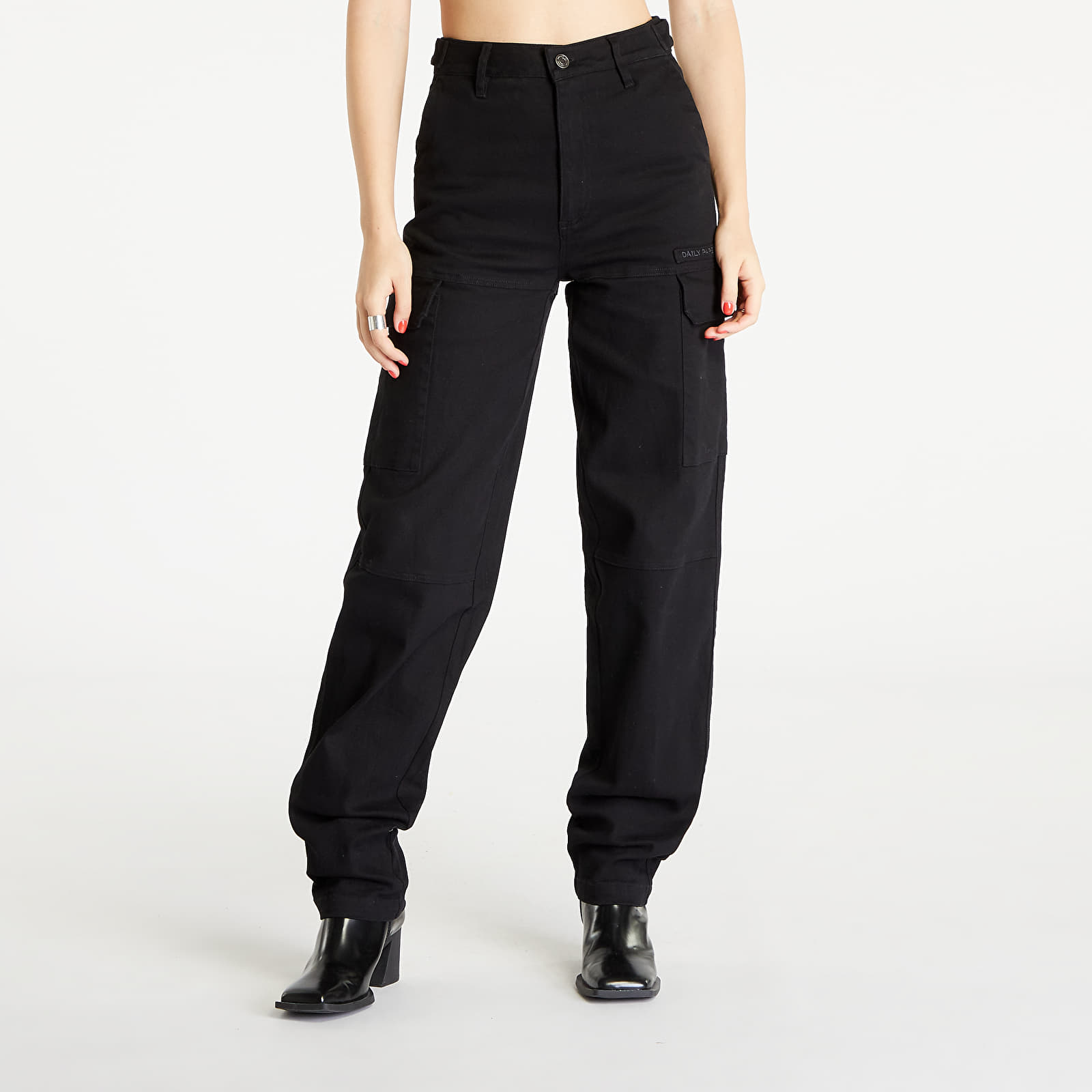 Снимка на Панталони Daily Paper Ezea Pants Black XS