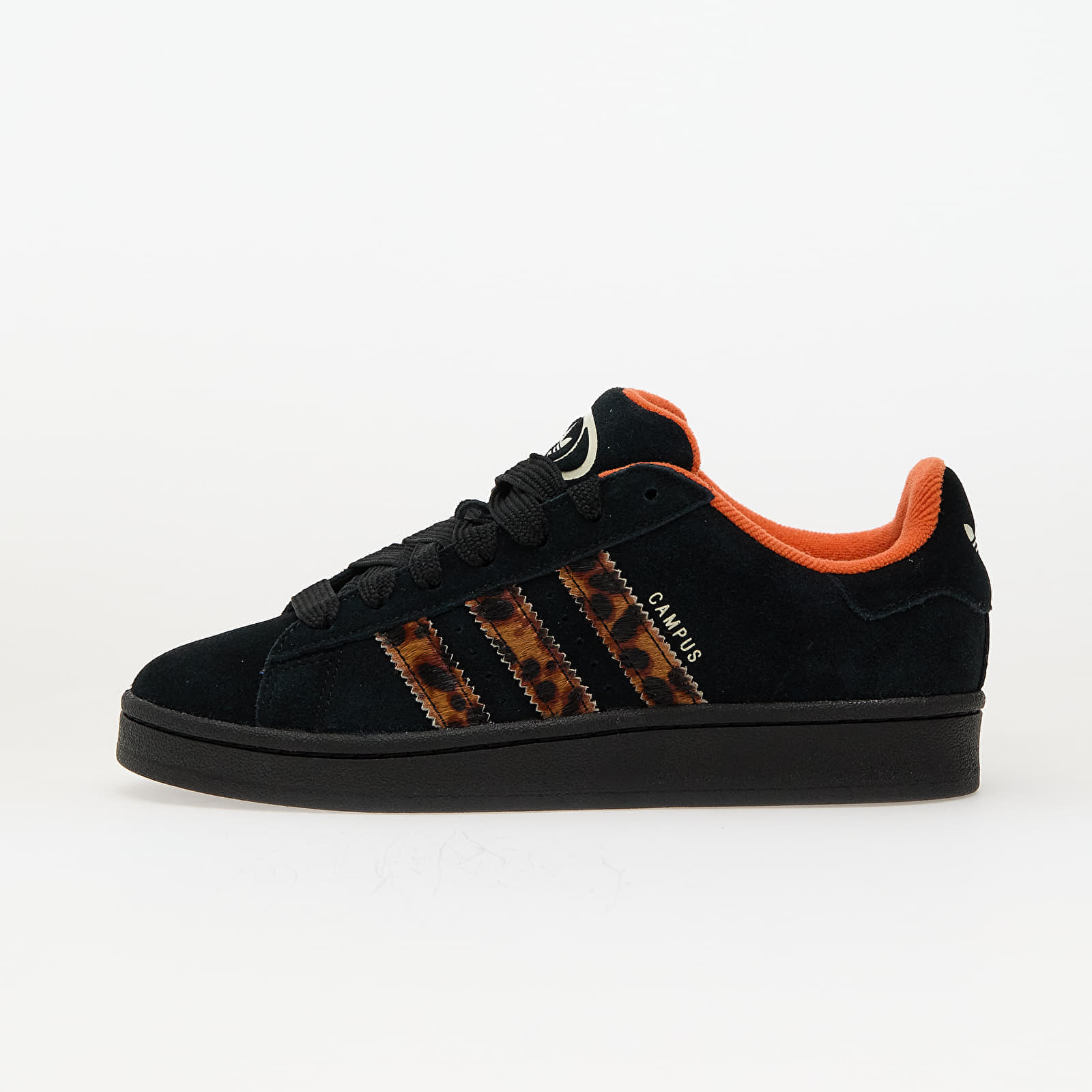 Снимка на Сникърси adidas Campus 00s W Crew White/ Core Black/ Active Purple EUR 38 2/3
