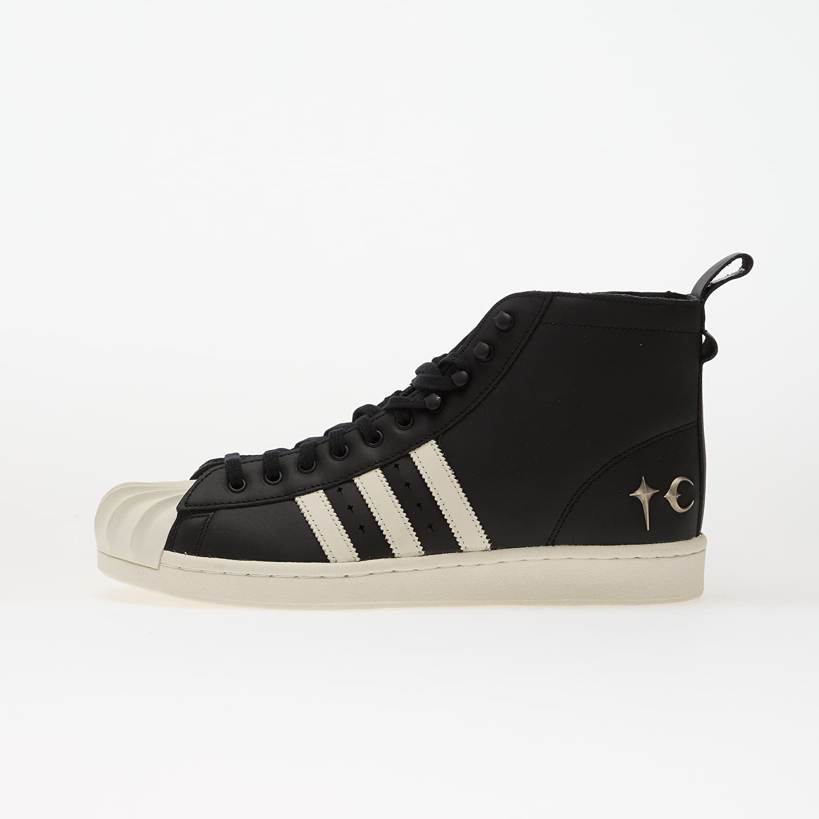 Снимка на Сникърси adidas x Thug Club Superstar Boot Luxe Core Black/ Off White/ Core Black EUR 38