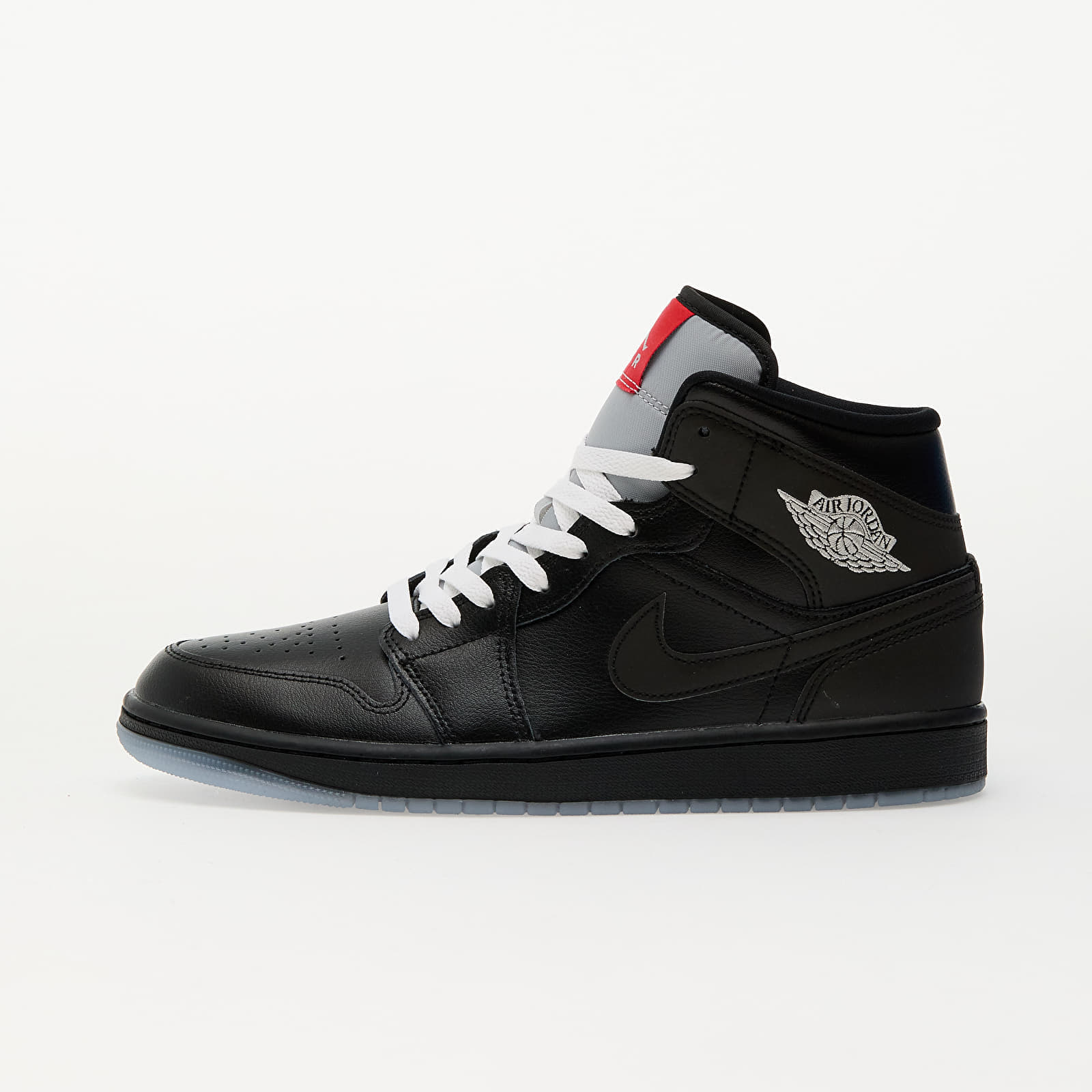 Снимка на Сникърси Air Jordan 1 Mid Se Black/ Black-White-Wolf Grey-Fire Red-Mtlc Silver EUR 40.5