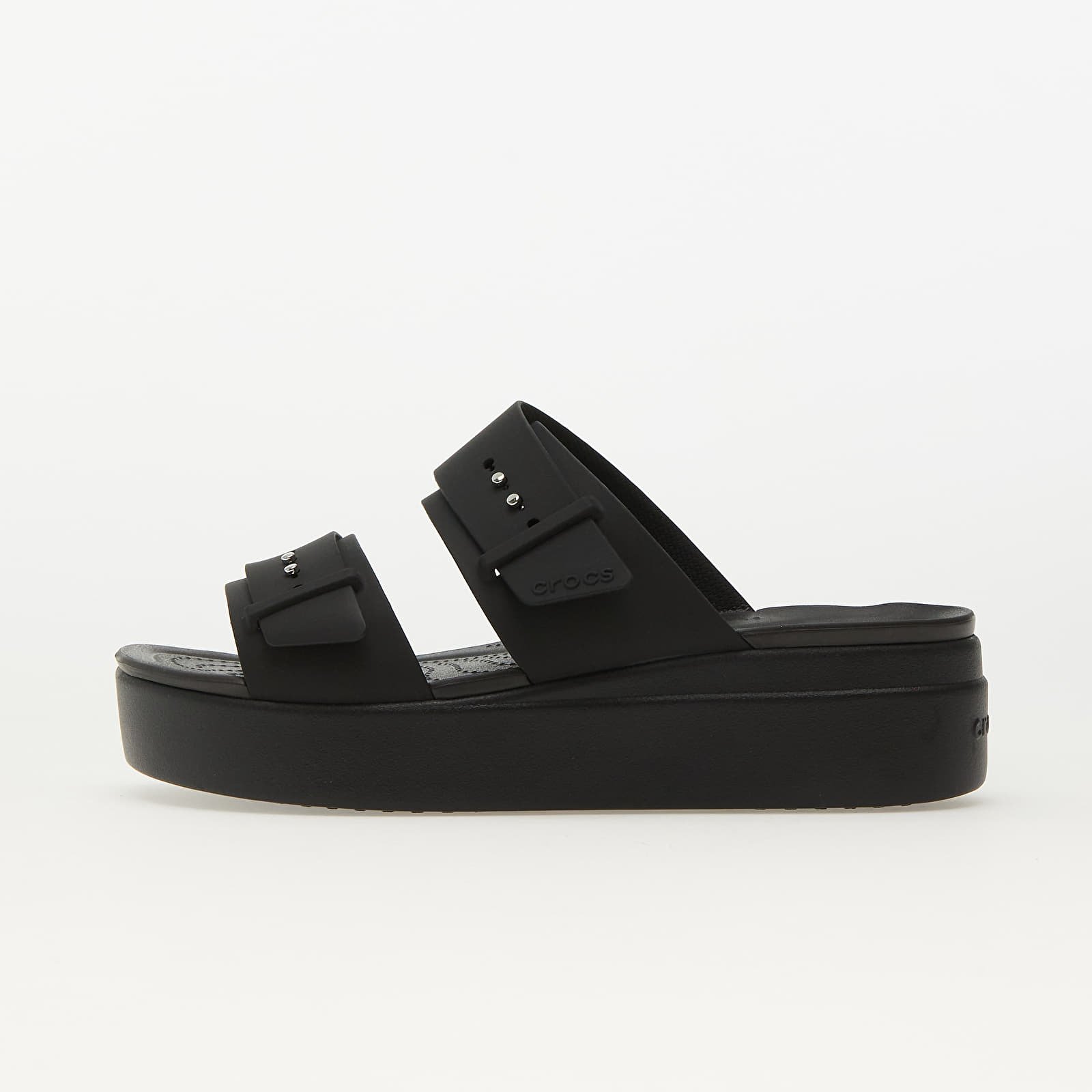 Снимка на Сникърси Crocs Brooklyn Buckle Low Wedge Black EUR 39-40