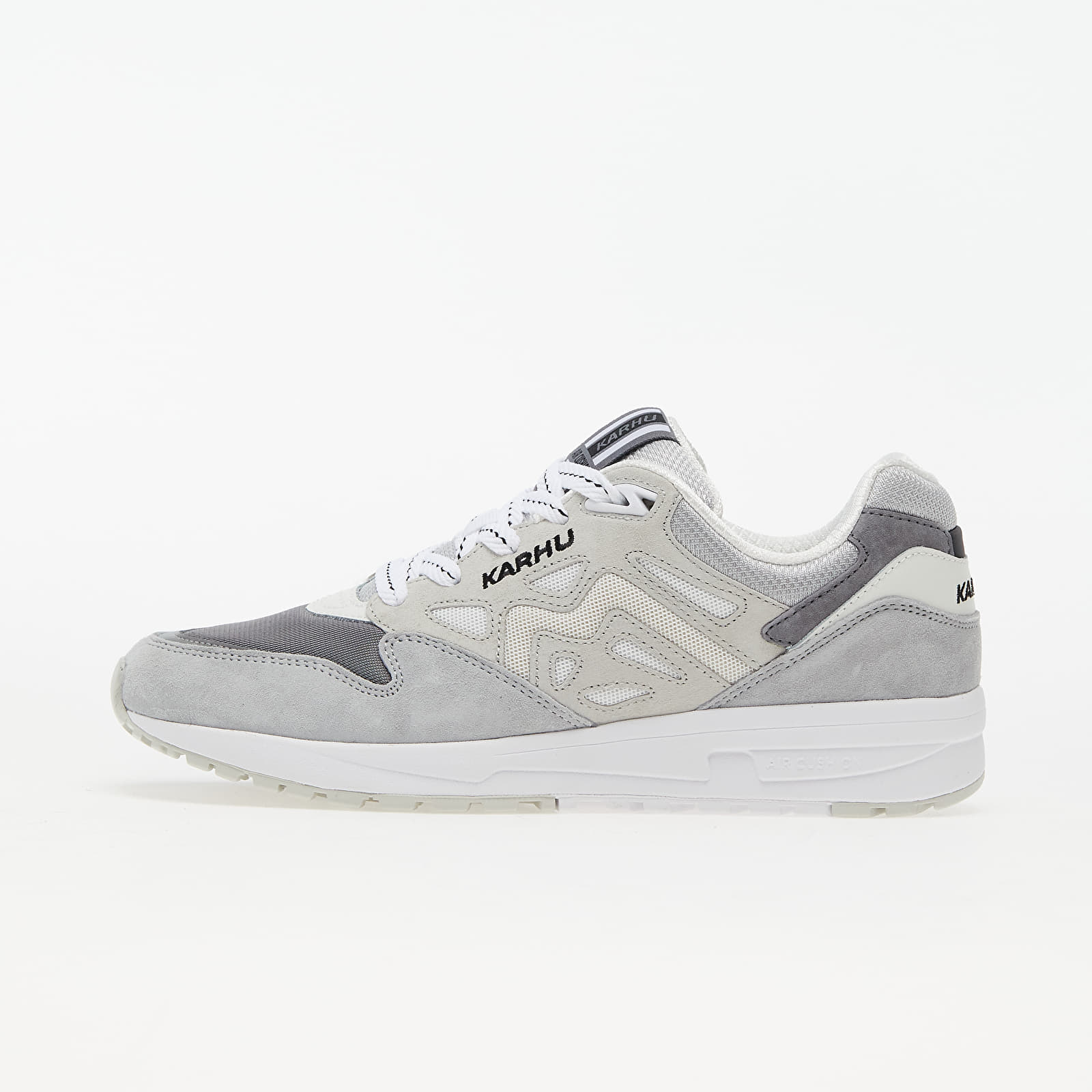 Снимка на Сникърси Karhu Legacy 96 Dawn Blue/ Bright White EUR 44.5