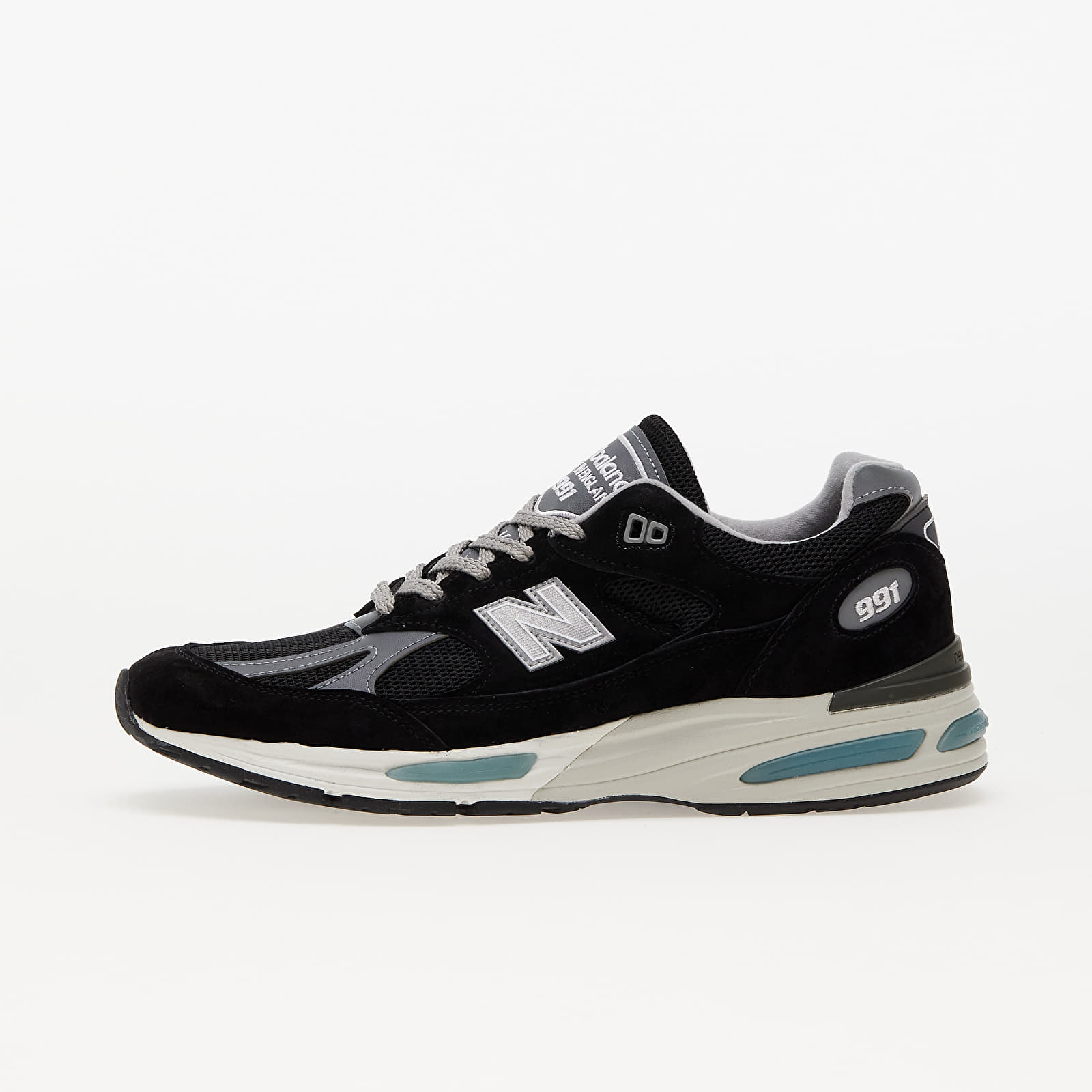 Снимка на Сникърси New Balance 991 V2 Made in UK Black EUR 40.5