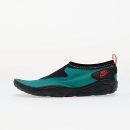 Снимка на Сникърси Nike Aqua Turf Turbo Green/ Tm Scarlet-Black EUR 45