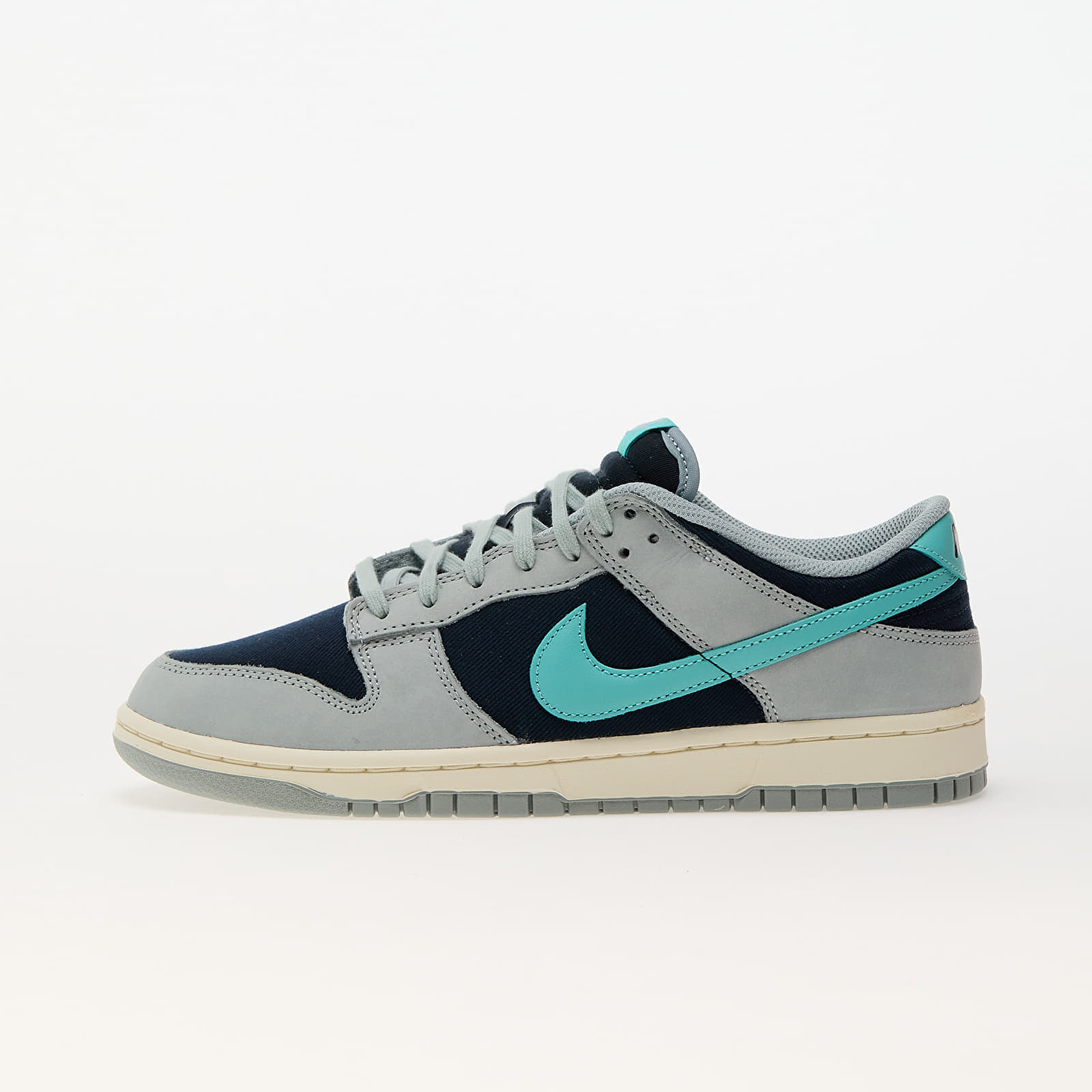 Снимка на Сникърси Nike Dunk Low Retro Premium Light Pumice/ Green Frost-Dark Obsidian EUR 42.5