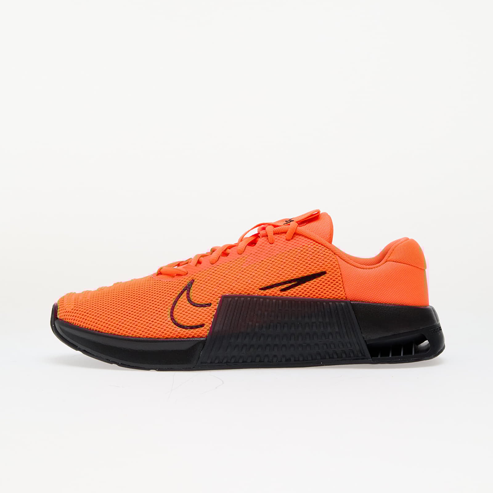 Снимка на Сникърси Nike Metcon 9 Hyper Crimson/ Black-Hyper Orange EUR 45.5