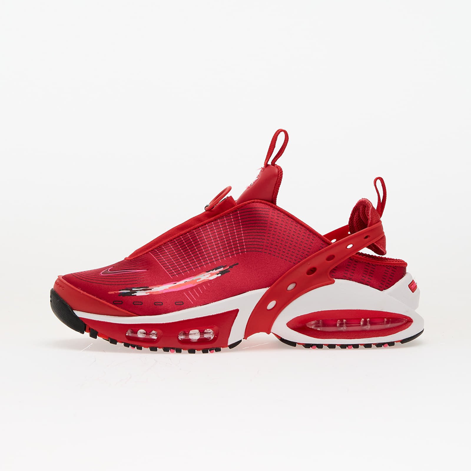 Снимка на Сникърси Nike W Air Max Craze Univ Red/ Hyper Pink-Summit White-White-Black-Brt Crimson EUR 36