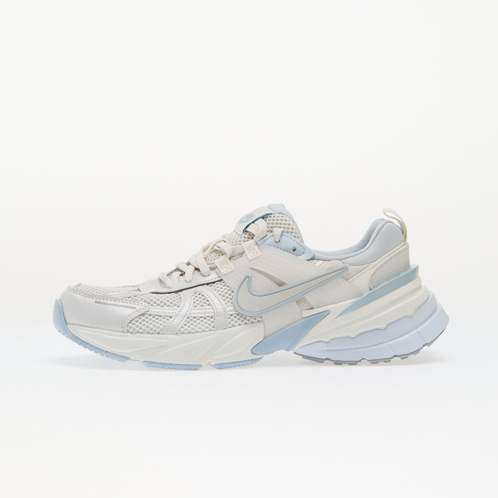 Снимка на Сникърси Nike W V2K Run Platinum Tint/ Platinum Tint-Summit White EUR 38.5