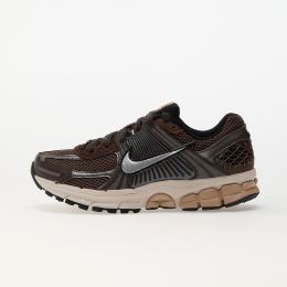 Снимка на Сникърси Nike W Zoom Vomero 5 Baroque Brown/ Chrome-Lt Orewood Brn-Hemp EUR 36