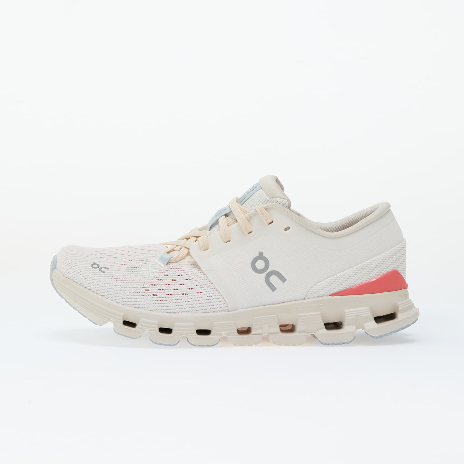 Снимка на Сникърси On W Cloud X 4 Ivory/ Salmon EUR 40.5