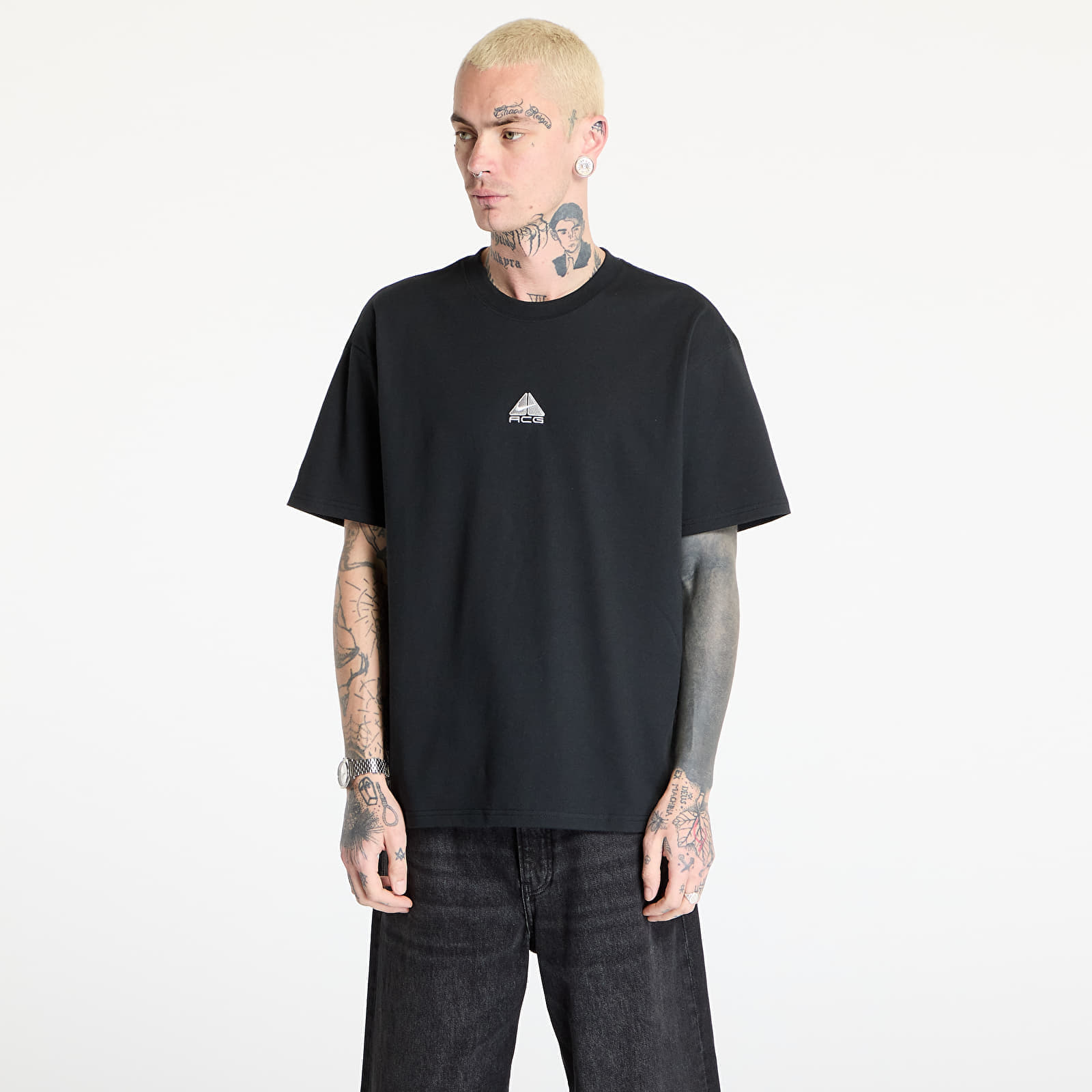 Снимка на Тениска Nike ACG Men's T-Shirt Black/ Lt Smoke Grey/ Summit White L