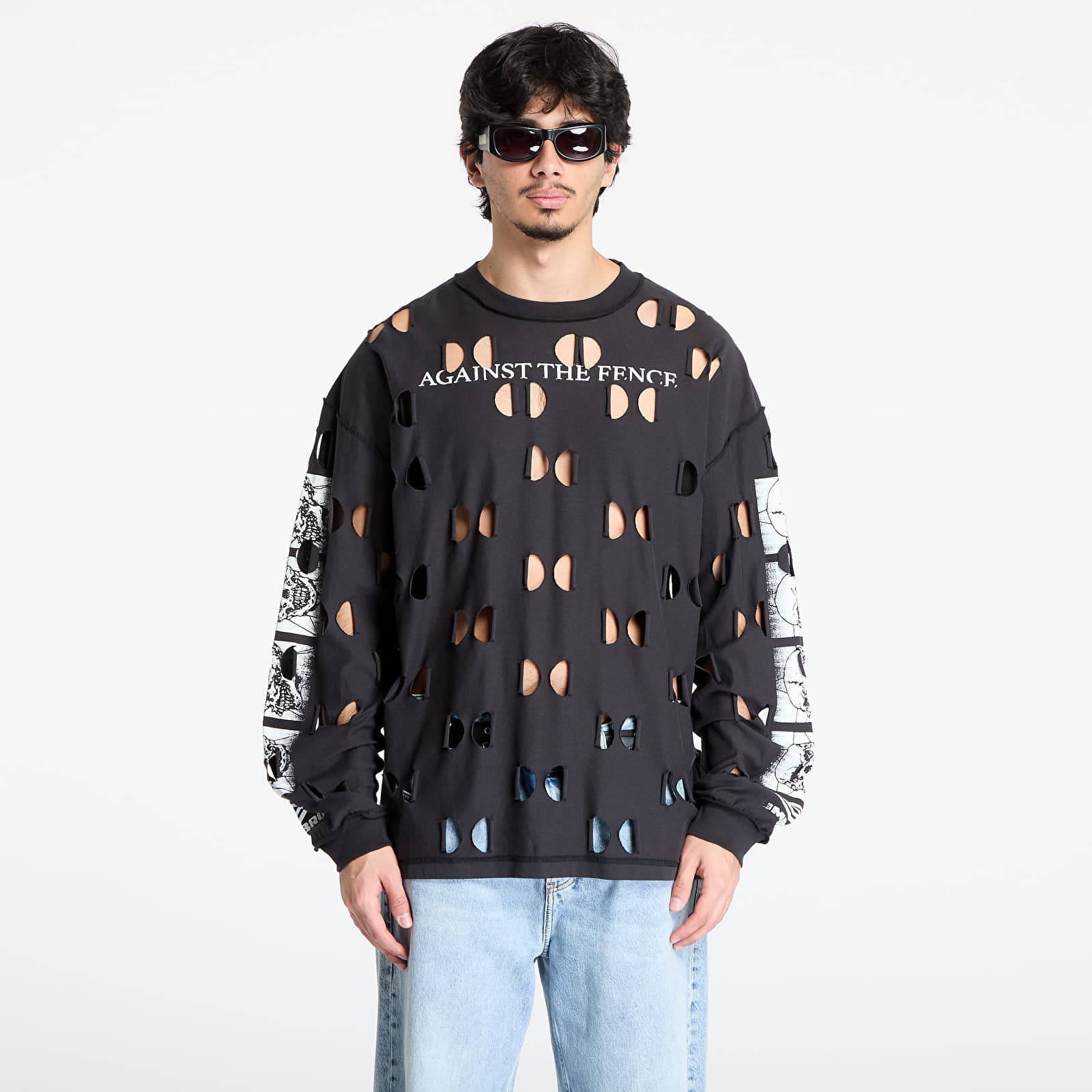 Снимка на Тениска Umbro Against The Fence Longsleeve T-Shirt Washed Black XL