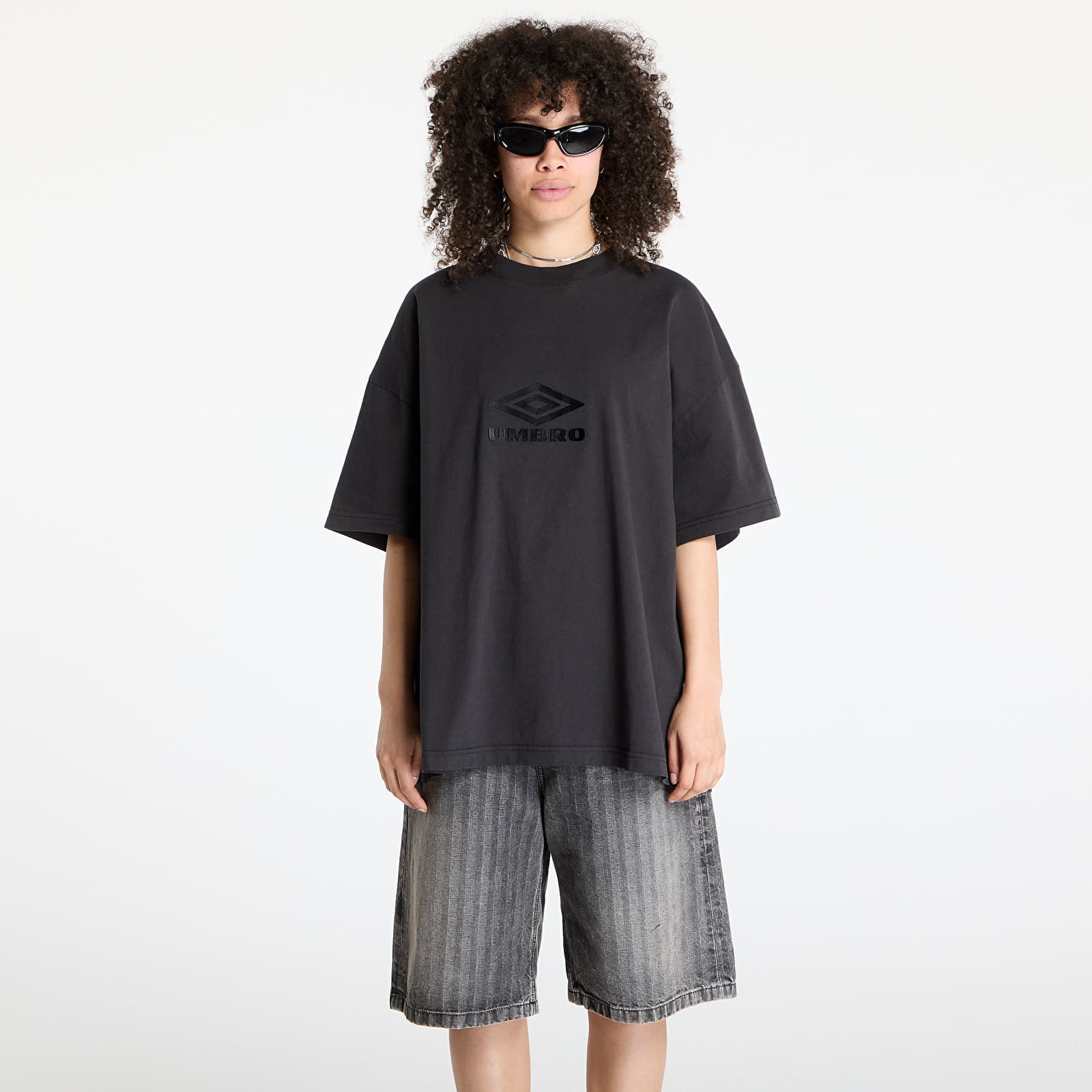 Снимка на Тениска Umbro Og Logo T Shirt Washed Black L