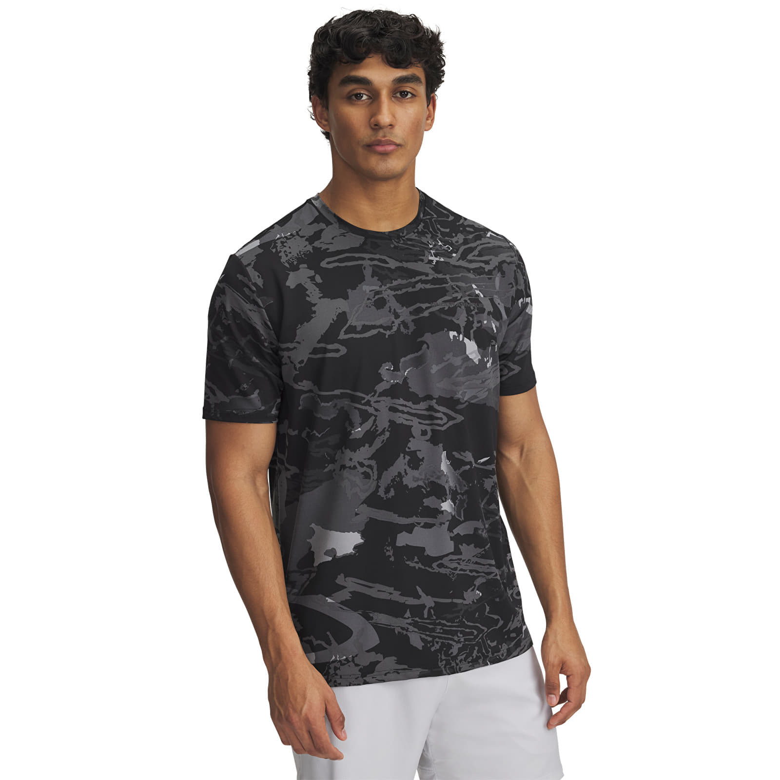 Снимка на Тениска Under Armour Vanish Energy Printed SS Tee Black/ Anthracite/ Black L