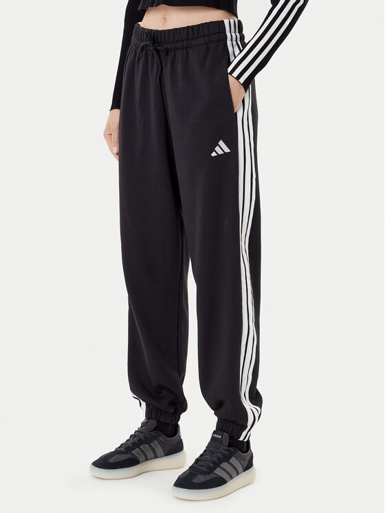 Снимка на adidas Долнище анцуг Essentials 3-Stripes Fleece JE1276 Черен Loose Fit