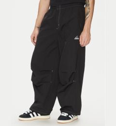 Снимка на adidas Долнище анцуг Parachute JD5415 Черен Loose Fit