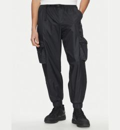 Снимка на Nike Долнище анцуг FB7911 010 Черен Regular Fit