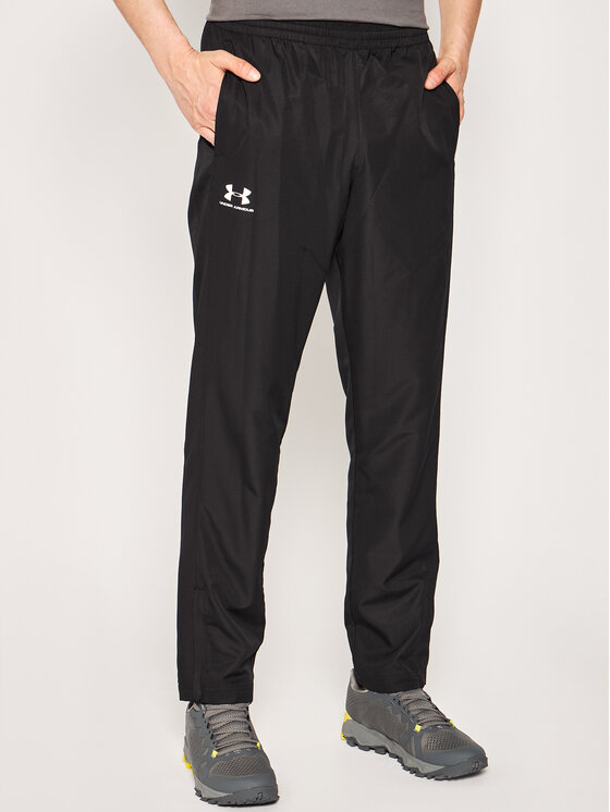 Снимка на Under Armour Outdoor панталони Vital Woven 1352031 Черен Loose Fit