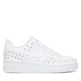 Снимка на Сникърси Nike Nike Air Force 1 '07 XX Studded Бял